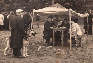 На выставке служебных собак в Краснокамске, Бурштейн Д.Я.